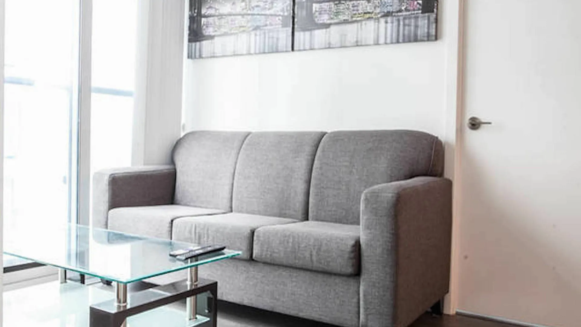 Pinnacle Suites - Two Bed And Bath Condo 3*, Toronto Canada